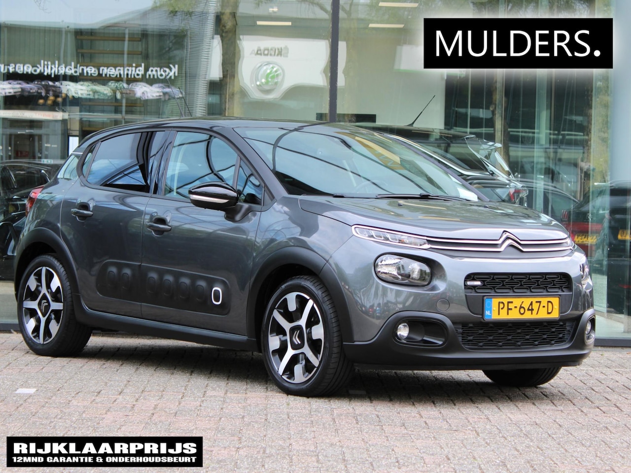 Citroën C3 - 1.2 PureTech S&S Shine | Automaat | Navi / Climate / Camera - AutoWereld.nl