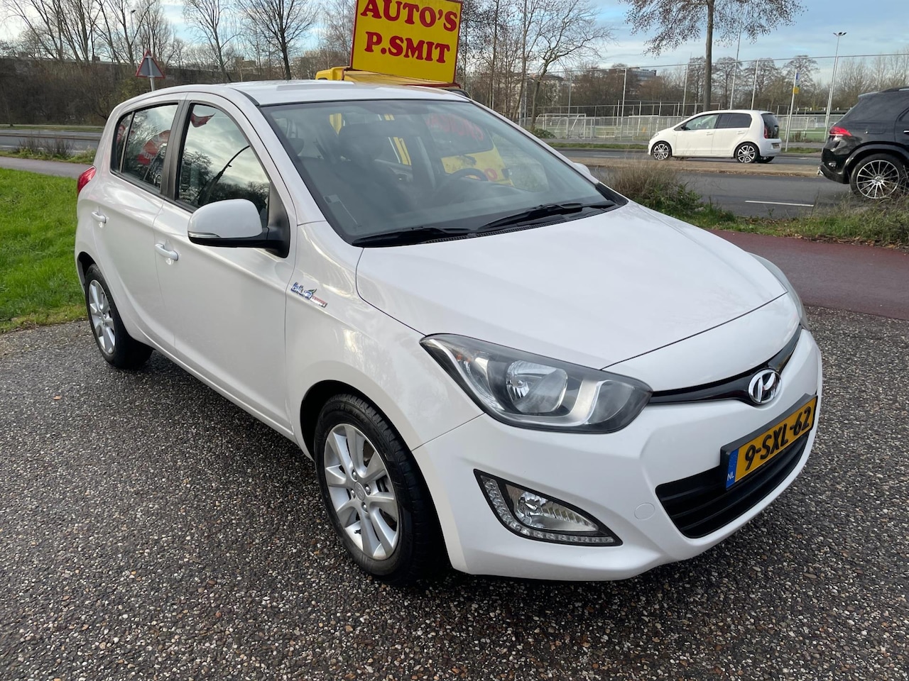 Hyundai i20 - 1.2i i-Deal AIRCO CRUISE CONTR DEALER ONDERHOUDEN SPORTVELG - AutoWereld.nl