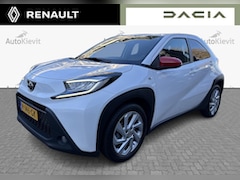 Toyota Aygo X - 1.0 VVT-i MT first