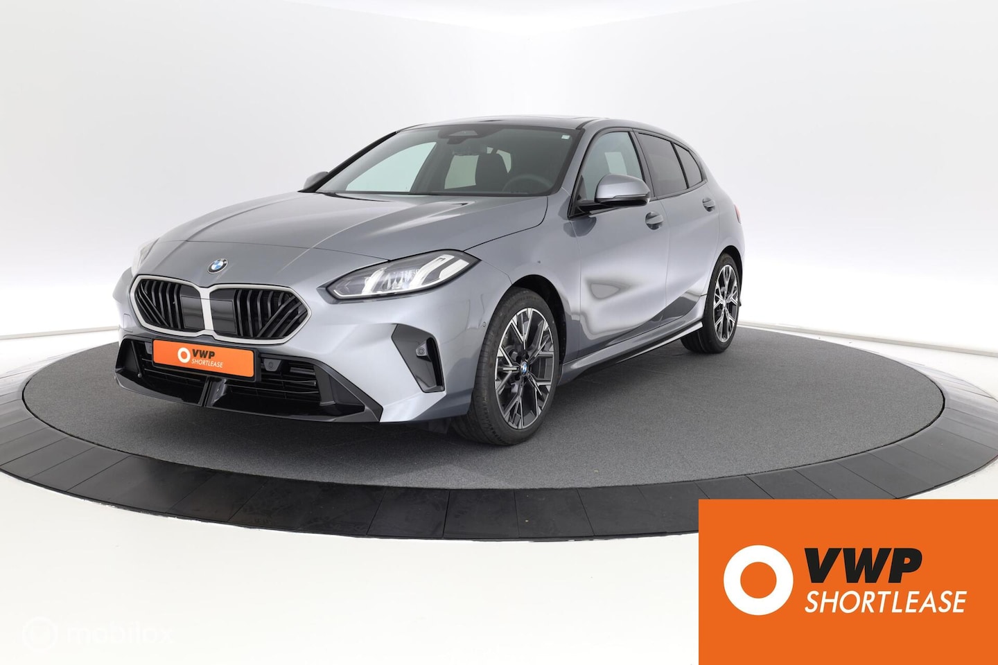 BMW 1-serie - 120 M Sportpak. | Pano | Sportstoel | Alcantara - AutoWereld.nl