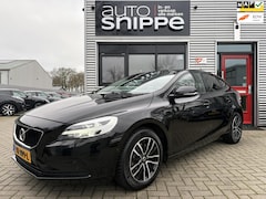 Volvo V40 - 2.0 T3 Dynamic Edition -150 PK-PANODAK-HARMAN/KARDON-TREKHAAK-FULL LED-DAB+-ORIGINEEL NEDE