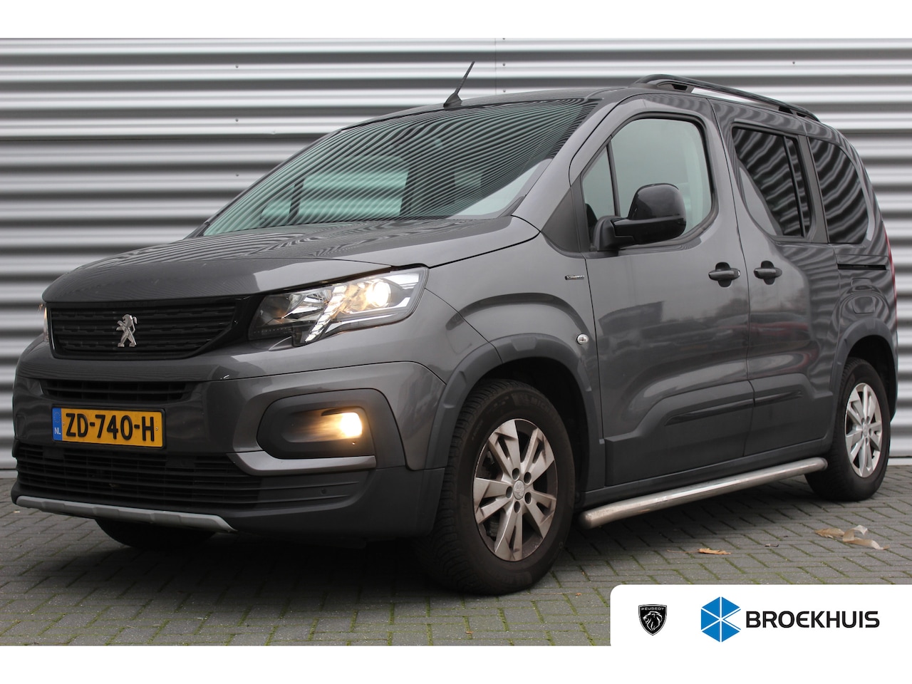 Peugeot Rifter - 1.2 PURETECH 130PK GT-LINE / NAVI / CLIMA / LED / PDC / 17" LMV / CAMERA / TREKHAAK / SIDE - AutoWereld.nl