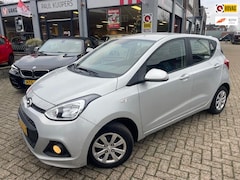 Hyundai i10 - 1.0i i-Motion Comfort *automatische airco + unieke kmstand
