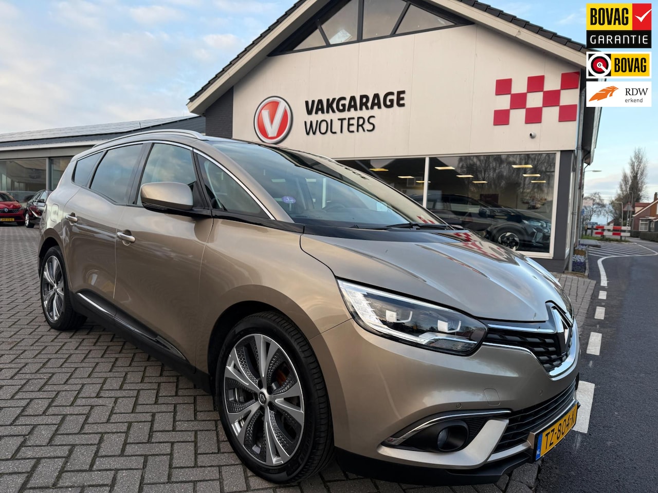 Renault Grand Scénic - 1.3 TCe Bose 7p. RIJKLAARPRIJS! - AutoWereld.nl
