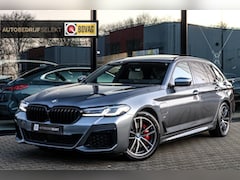 BMW 5-serie Touring - 530e xDrive M-Sport | Trekhaak | Pano | Soft close | Laser | Massage | Ambient Air | Head