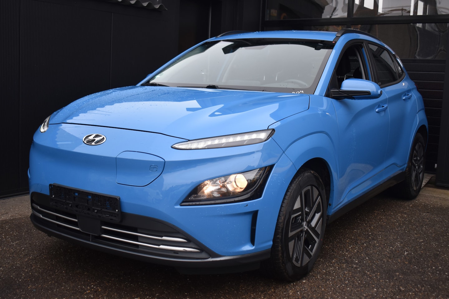 Hyundai Kona - 39Kwh Comfort 136Pk 3FASE SOH 100% *Clima/Camera/Stoelverwarming - AutoWereld.nl