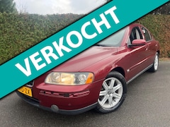 Volvo S60 - 2.0T Kinetic AIRCO RCD LM VELGEN INRUILKOOPJE