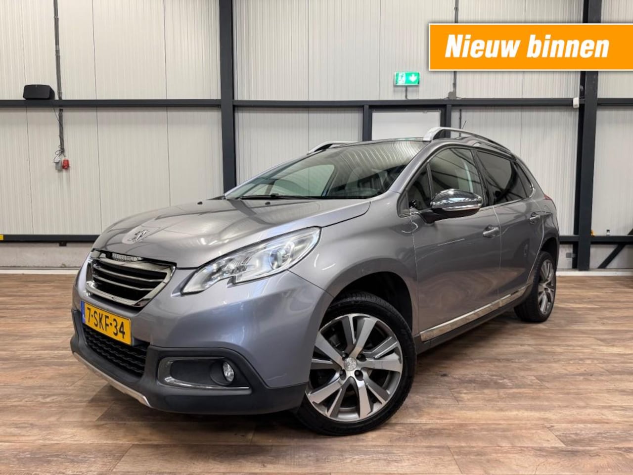 Peugeot 2008 - 2008-1.6VTi Active / NAVI / CLIMA / PANODAK / CRUISE / - AutoWereld.nl