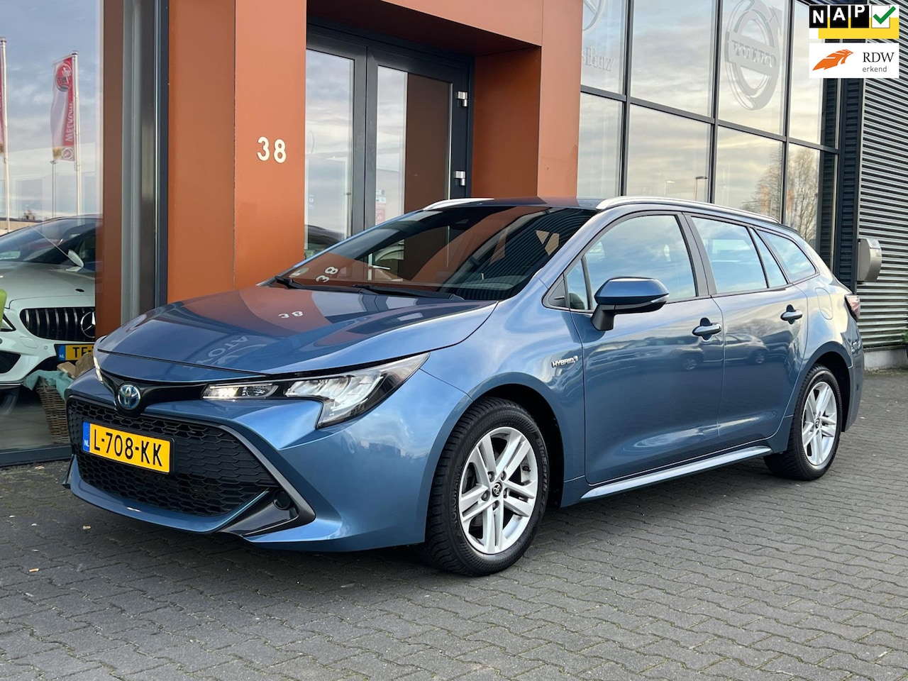 Toyota Corolla Touring Sports - 1.8 Hybrid|Cruise|Camera|DAB+ - AutoWereld.nl