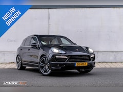 Porsche Cayenne - 4.8 Turbo