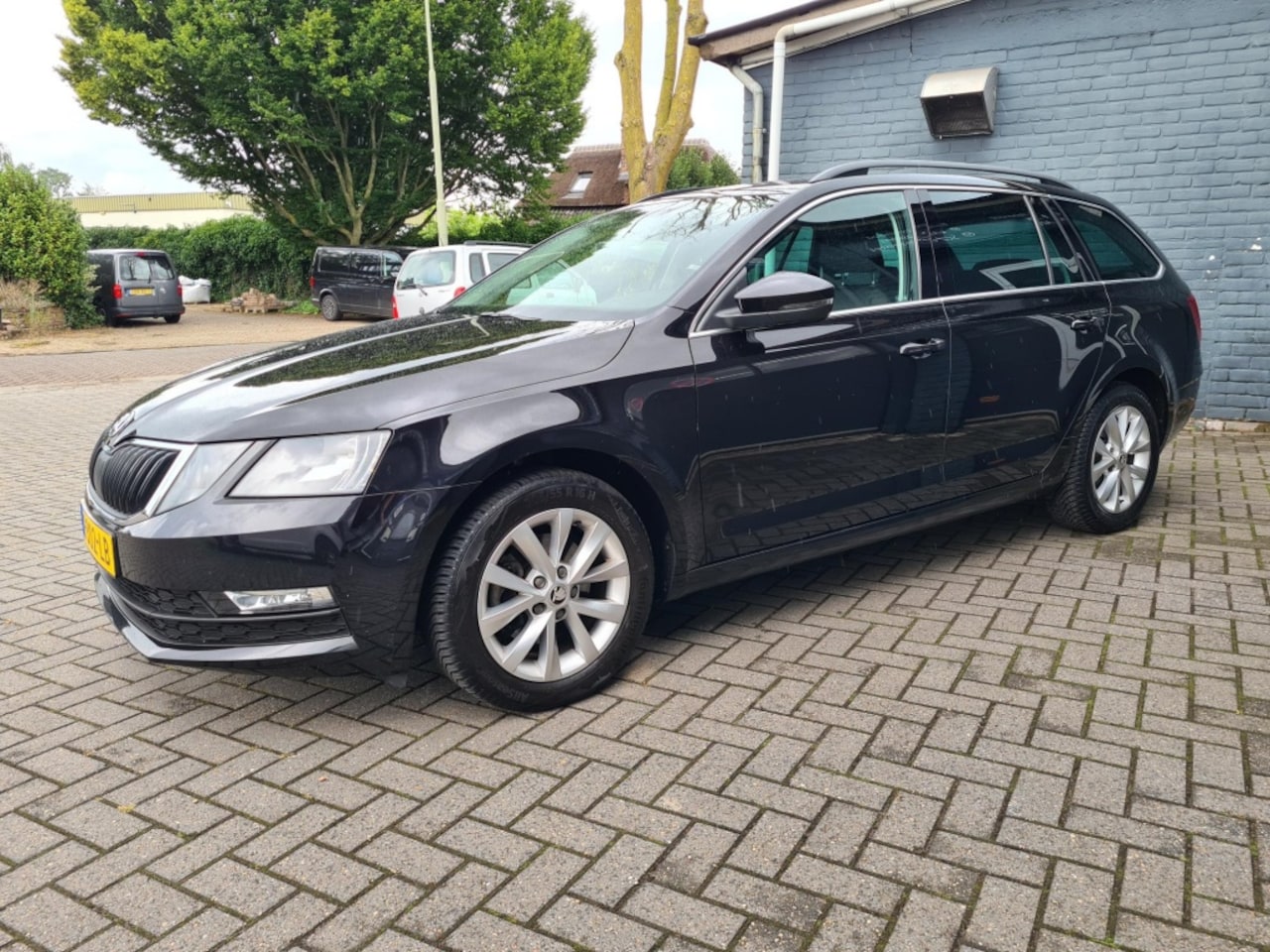 Skoda Octavia Combi - 1.0 TSI Bns Edition - AutoWereld.nl