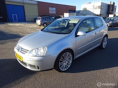 Volkswagen Golf - 1.6 Comfortline