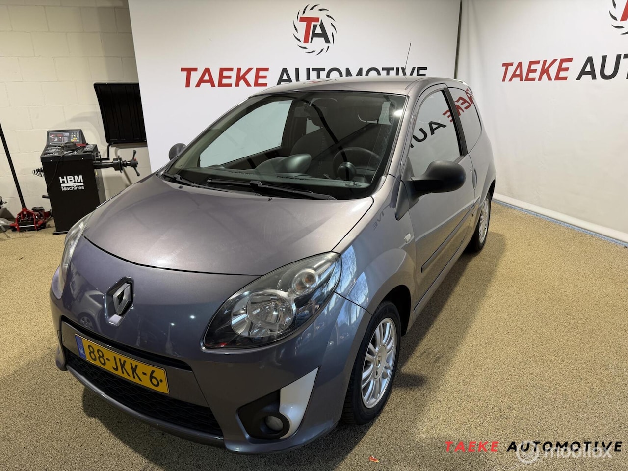 Renault Twingo - 1.2 Acces Airco/Cruise/Nap/2eEIG - AutoWereld.nl