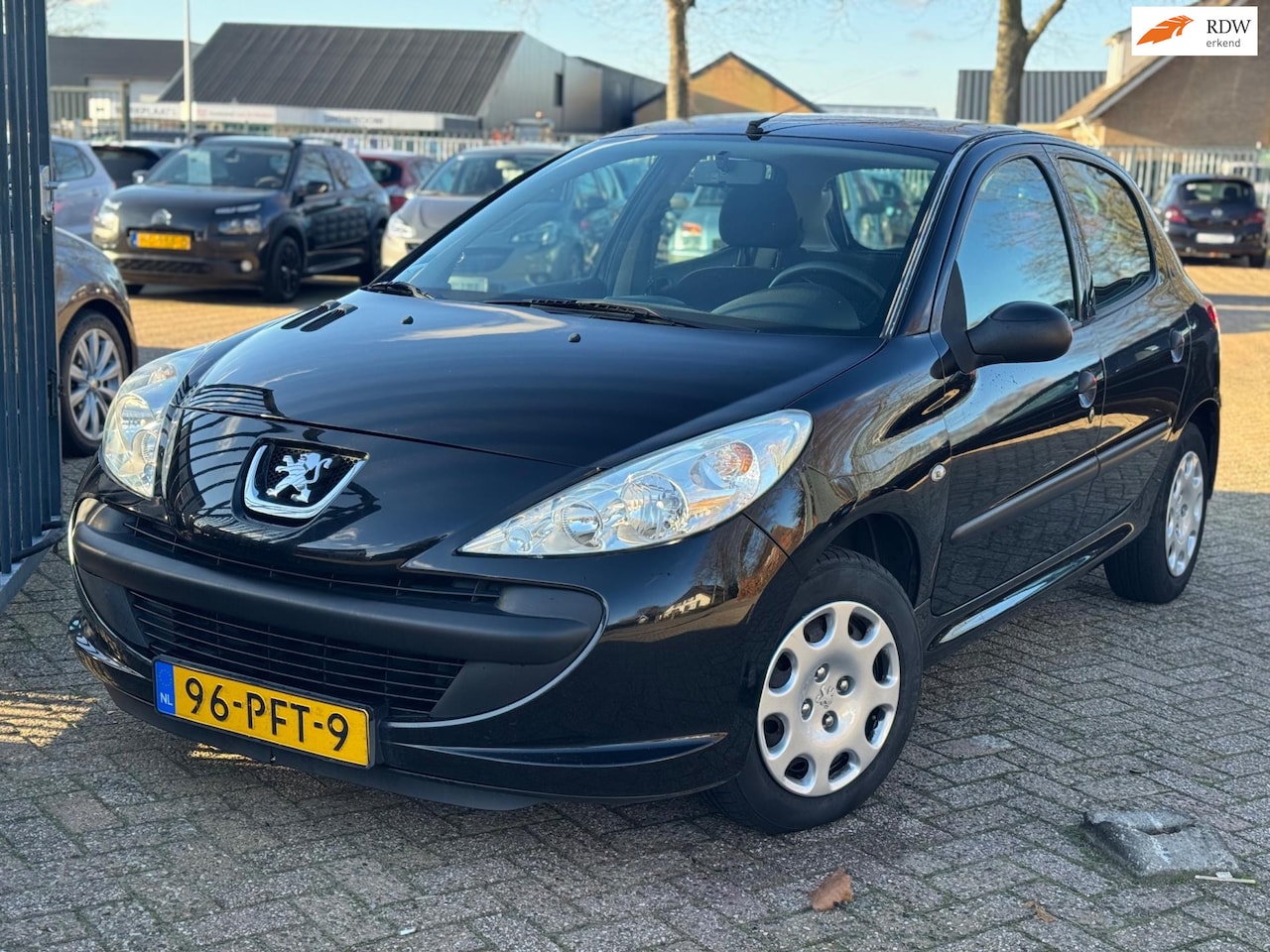 Peugeot 206 - 1.4 XS AIRCO 08-2026 5 DEURS - AutoWereld.nl
