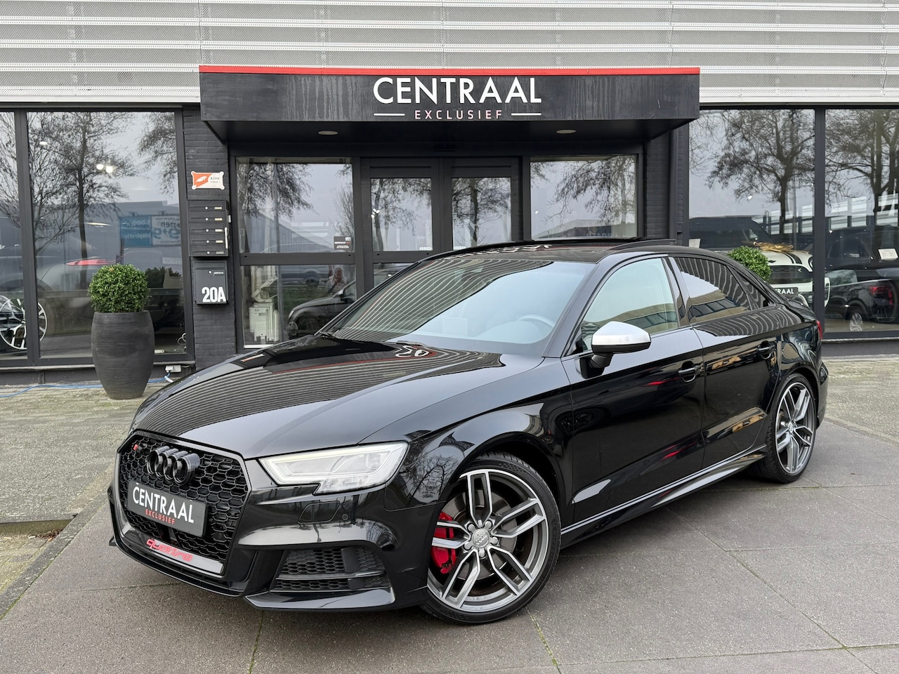 Audi S3 - Limousine 2.0 TFSI Quattro|Pano|B&O|ACC|Schaalstoelen|Carplay|Matrix|Camera|Keyless|Leder| - AutoWereld.nl