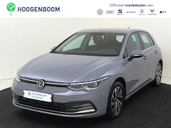 Volkswagen Golf - 1.4 eHybrid Style | SoH 97% | Adaptieve cruise control | 3-zone airco | Parkeersensoren |