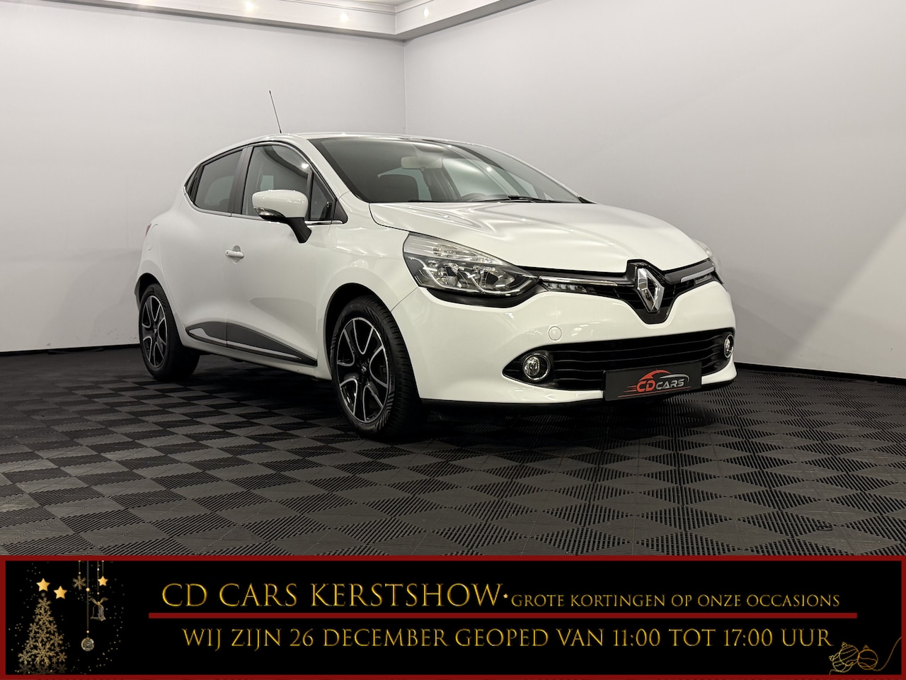 Renault Clio - 1.2 TCe Intens Camera, Navi, Keyless start, Airco, Cruise control, A start stop, Lichtmeta - AutoWereld.nl