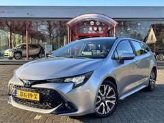Toyota Corolla Touring Sports - Hybrid 140 Business+ Automaat | CarPlay | Stuurverwarm. | 17'' L