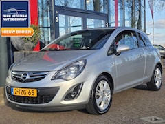 Opel Corsa - 1.4-16V BlitZ | Afn. Trekhaak | Climate Control | Navigatie | Parkeersensoren | Cruise Con