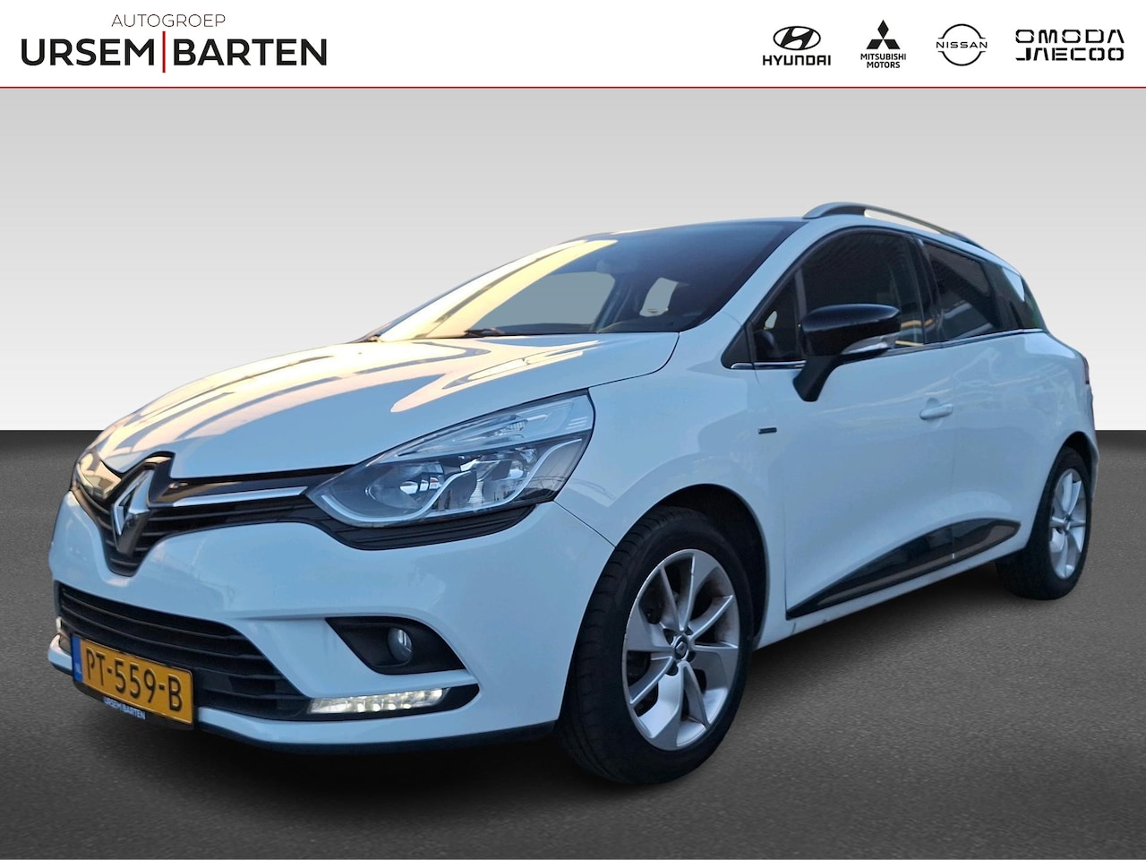 Renault Clio Estate - 0.9 TCe Limited Incl. Cruise Control | Navigatie - AutoWereld.nl