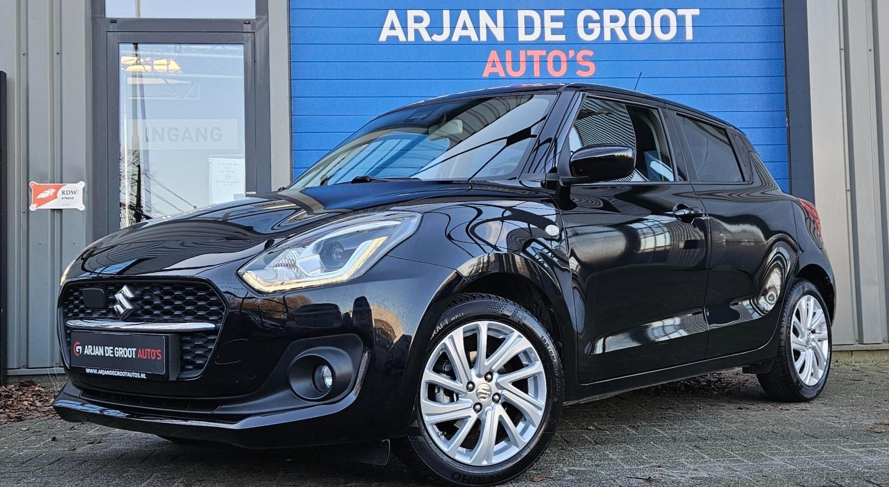 Suzuki Swift - 1.2 AUTOMAAT Navi ACC Lane Assist Camera 15000KM! - AutoWereld.nl