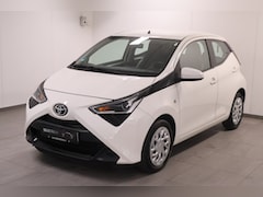 Toyota Aygo - 1.0 VVT-i x-play | Apple Car Play & Camera