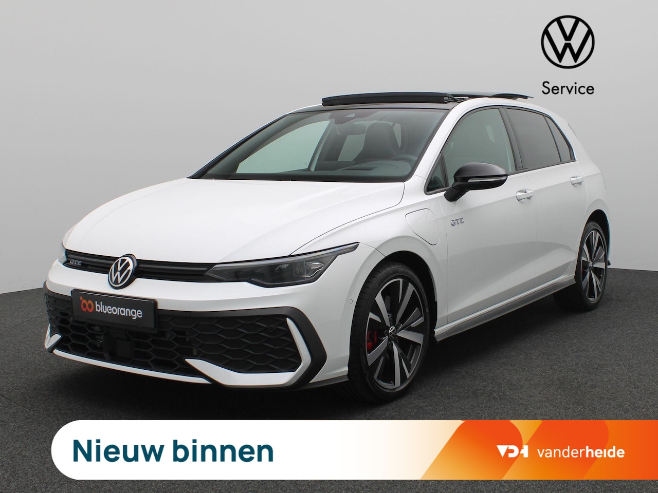 Volkswagen Golf - 1.5 eHybrid GTE 272PK Pano-Schuifdak, Black Style, Head-Up Display, Matrix-LED Verlichting - AutoWereld.nl