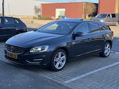 Volvo V60 - 2.4 D6 215PK AWD Hybrid Automaat Vol Opties
