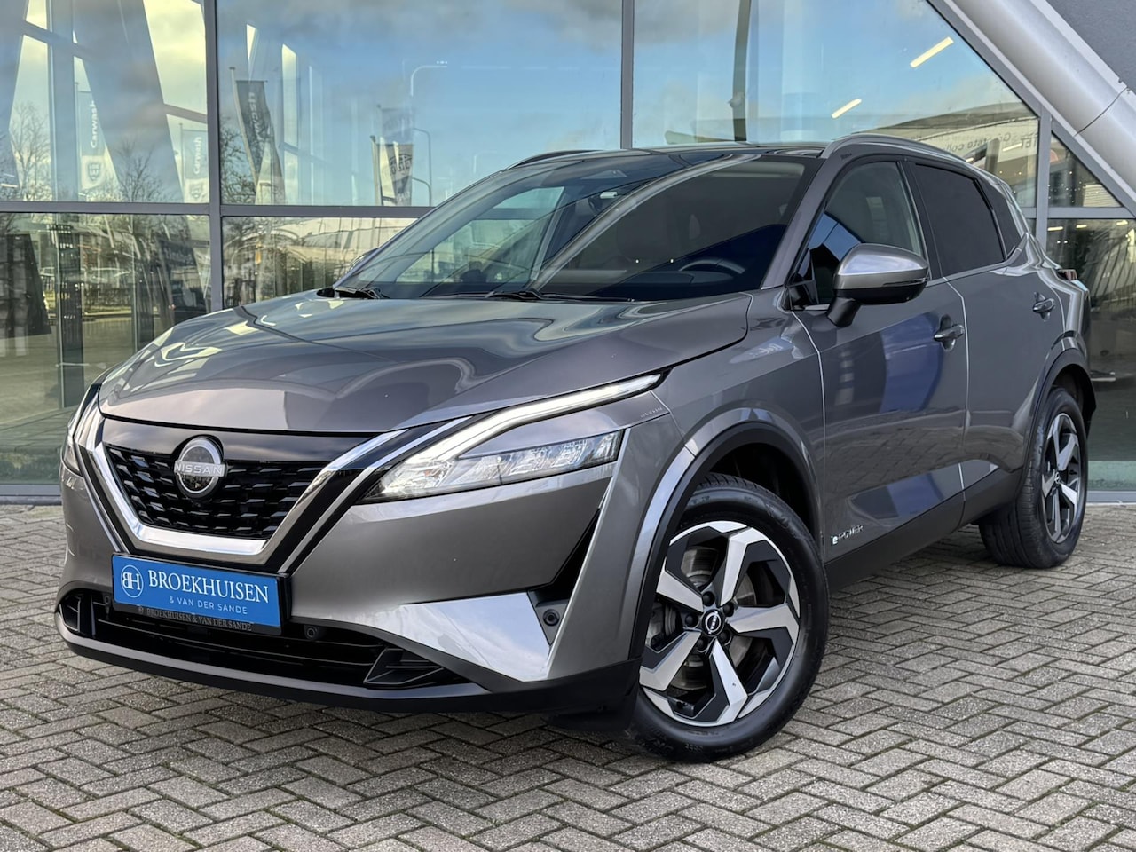 Nissan Qashqai - 1.5 e-Power N-Connecta 190pk Panoramadak / 360 Camera / Navigatie - AutoWereld.nl