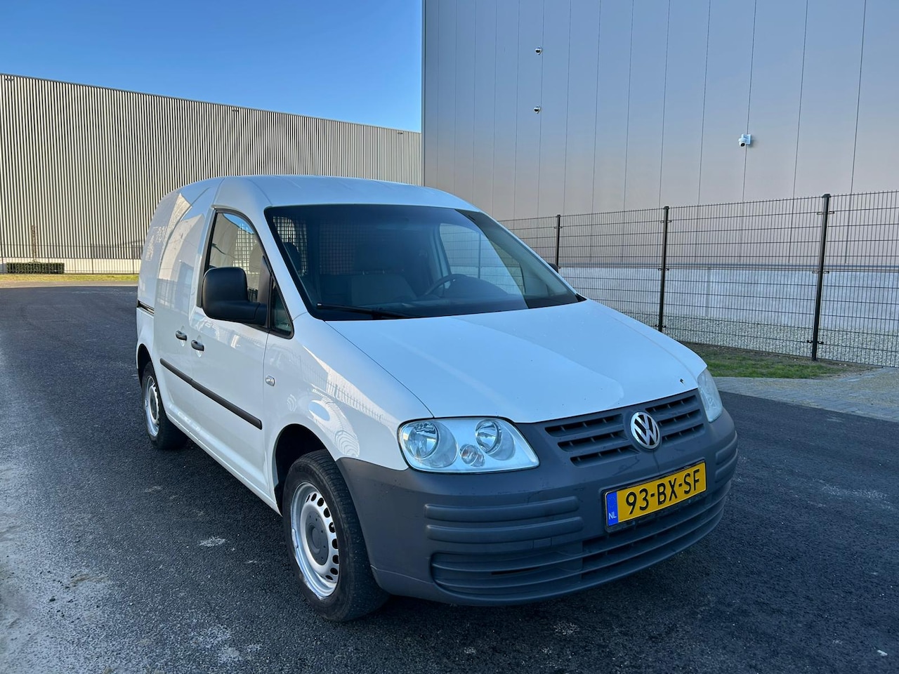 Volkswagen Caddy - 2.0 SDI met trekhaak & schuifdeur - AutoWereld.nl