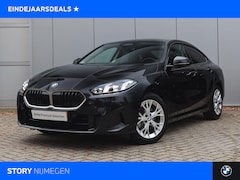 BMW 2-serie Gran Coupé - 220 Automaat / Sportstoelen / Achteruitrijcamera / Adaptieve LED / Comfort Access / Parkin