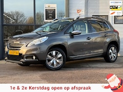 Peugeot 2008 - 1.2 PureTech Allure, Pano, NAP, NAVI