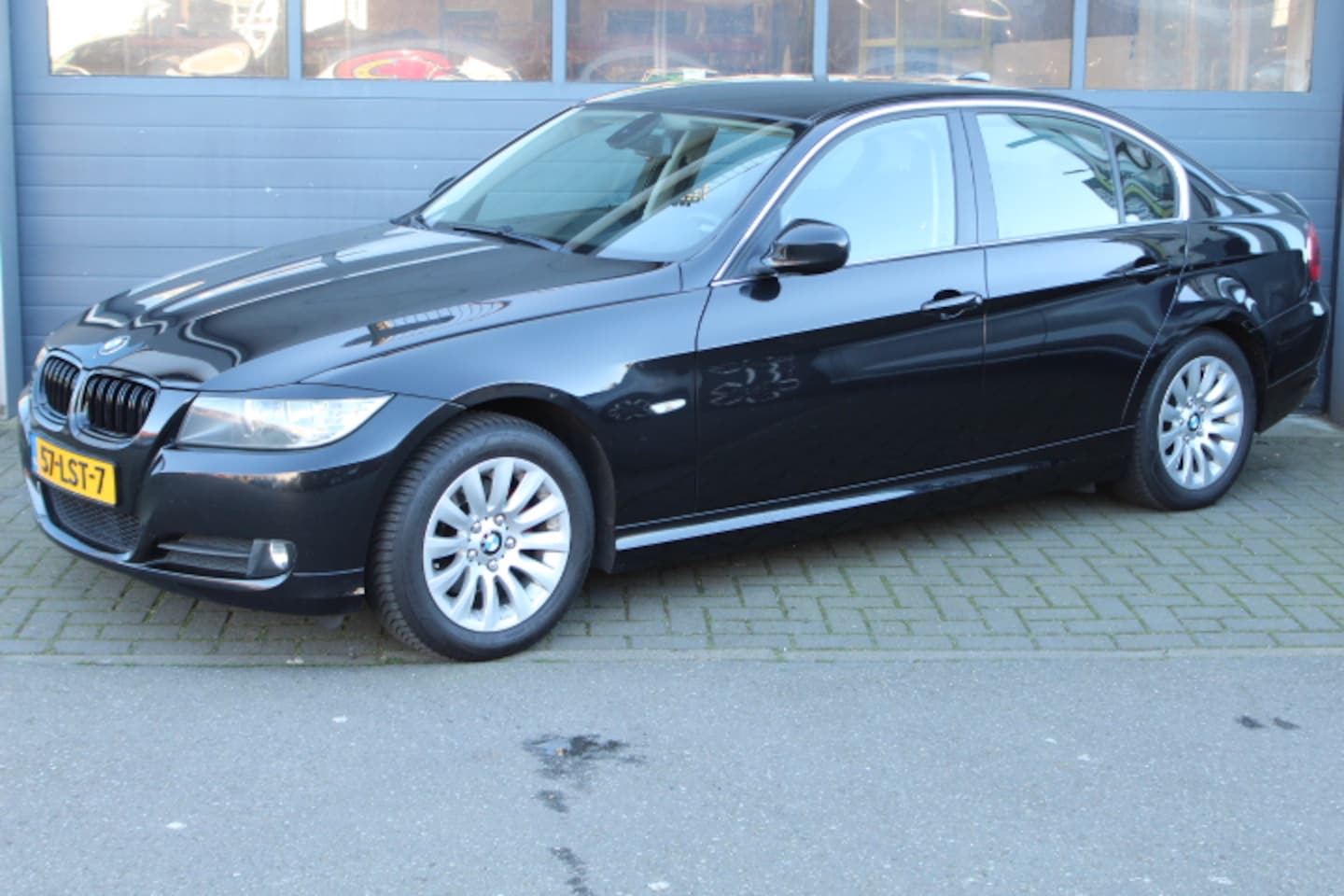 BMW 3-serie - 316i Business Line Cruise, Climate control, Navigatie, PDC, - AutoWereld.nl
