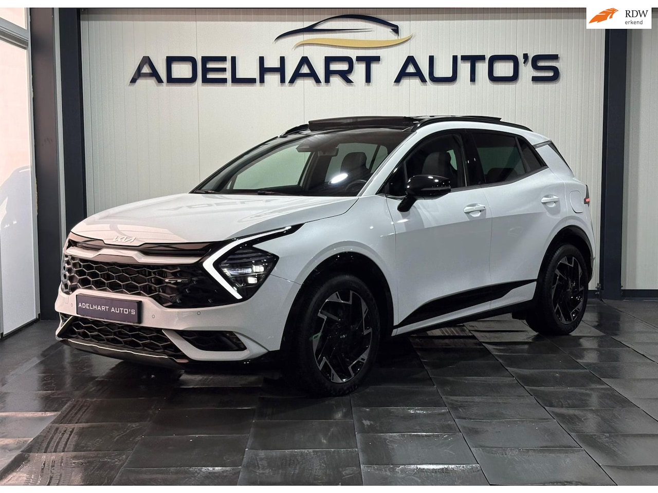 Kia Sportage - 1.6 T-GDi Hybrid GT-PlusLine / Panorama dak / Lederen interieur / Elektrische stoelen / fu - AutoWereld.nl