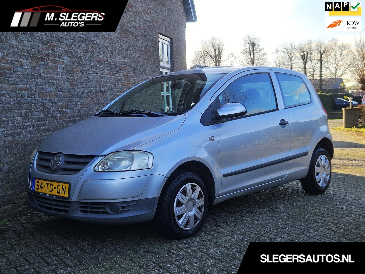Volkswagen Fox - 1.2 Trendline*APK 07-2026 - AutoWereld.nl