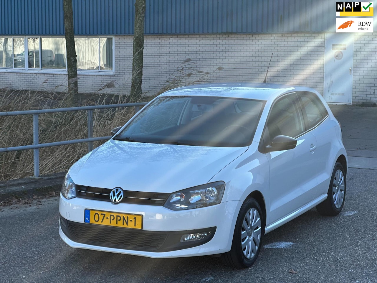 Volkswagen Polo - 1.2 TSI Comfortline!Airco!2011!Cruise control! - AutoWereld.nl