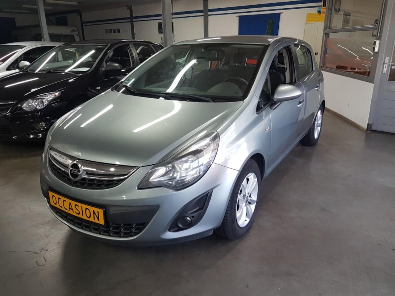 Opel Corsa - D 1200i 16V 5 DEURS AIRCO half leder interieur - AutoWereld.nl