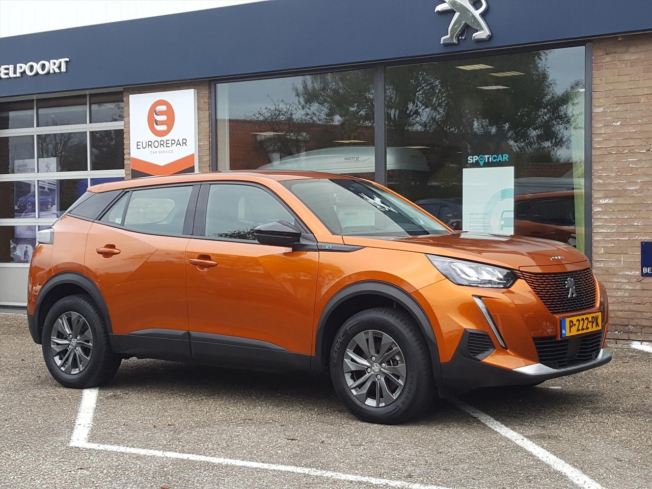 Peugeot e-2008 - EV 50kWh 136pk 3-Fase Active Apple Carplay & Android Auto | Cruise & Climate control | Par - AutoWereld.nl