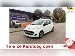 Peugeot 107 - 1.0-12V XR NIEUWE APK