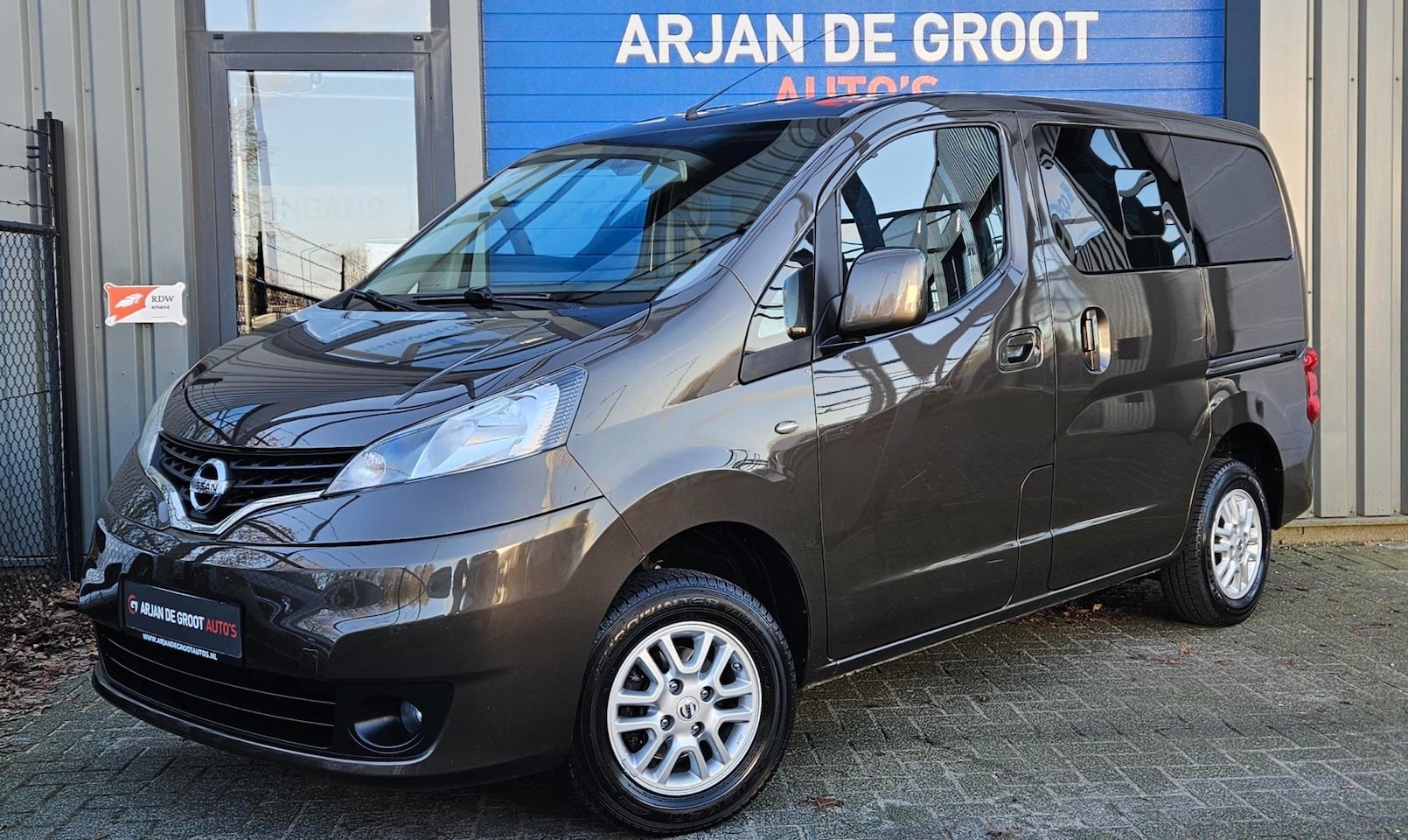 Nissan Evalia - 1.6 110PK 7 Persoons A/C Navi Clima Cruise Camera Keyless - AutoWereld.nl