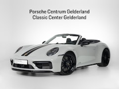 Porsche 911 Cabrio - Carrera 4 GTS