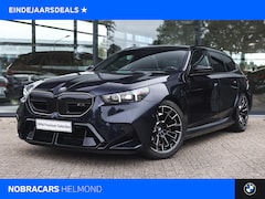 BMW 5-serie Touring - M5 Automaat / Panoramadak / Trekhaak / Stoelventilatie / Parking Assistant Professional /