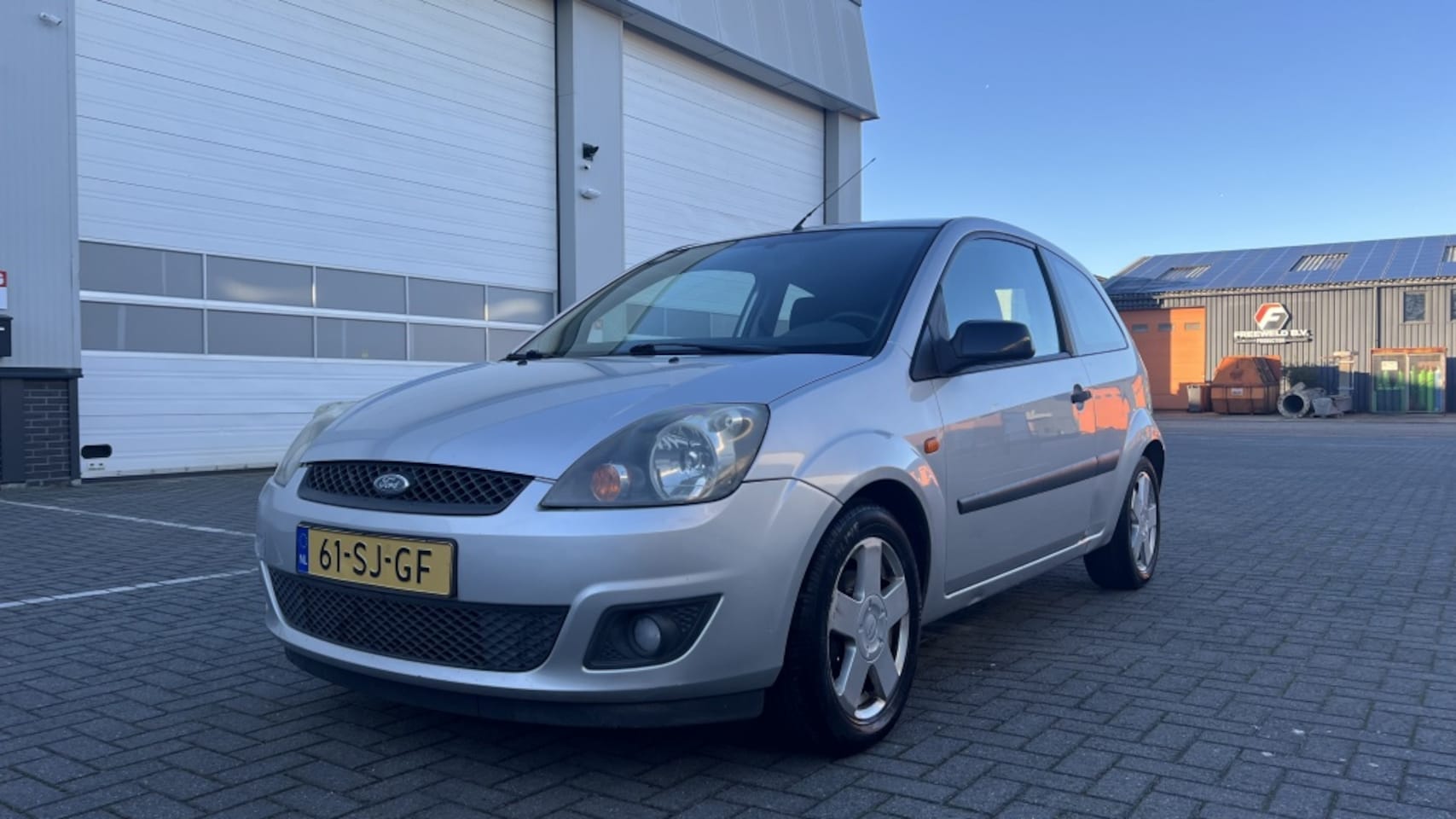 Ford Fiesta - 1.6-16V Futura 1.6-16V Futura - AutoWereld.nl