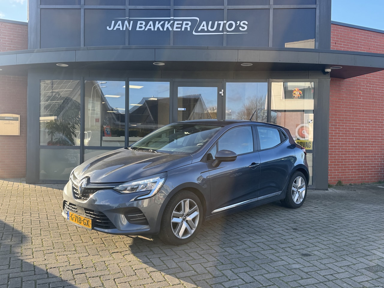 Renault Clio - 1.0 TCe Zen ✅ Navi ✅ Bluetooth ✅NL Auto ✅ - AutoWereld.nl