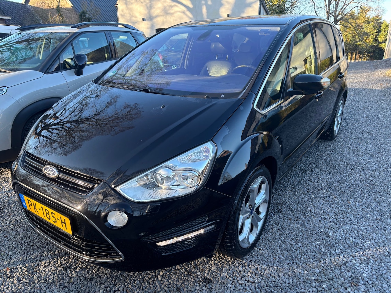Ford S-Max - 2.0 TDCi Lease Titanium 7p. 2.0 TDCi Lease Titanium 7p. LEDER NAVI - AutoWereld.nl