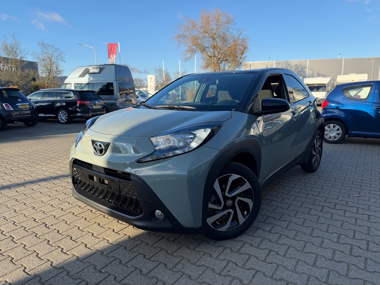 Toyota Aygo X - 1.0 VVT-i S-CVT Pulse 1.0 VVT-i S-CVT Pulse - AutoWereld.nl
