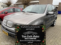 BMW X5 - 4.4i 213.DKM AUT ECC PANO LEDER CRUISE CAMERA TREKHAAK