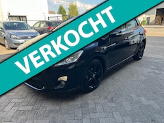 Toyota Auris - 1.8 Full Hybrid Dynamic