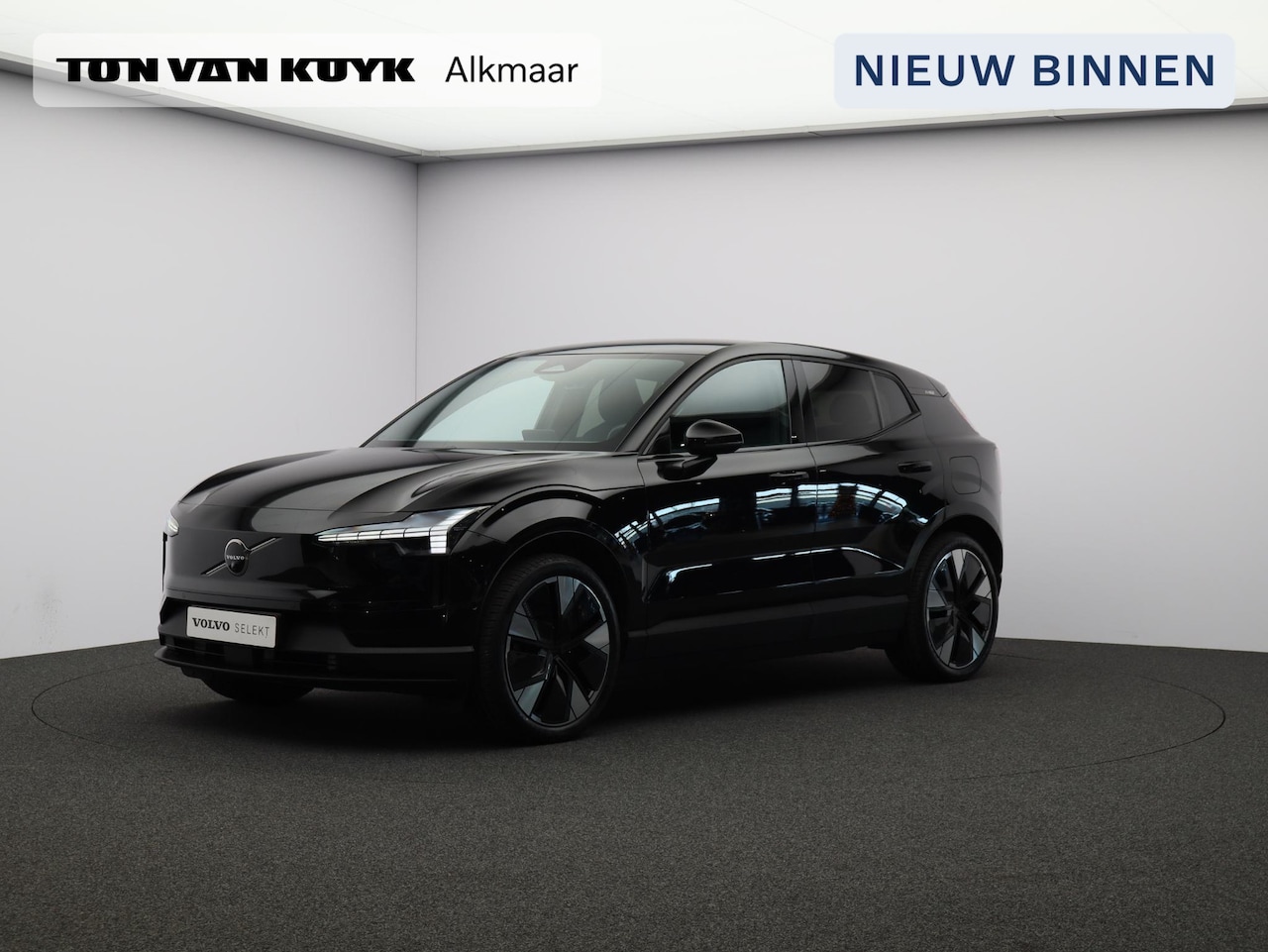 Volvo EX30 - Single Motor Extended Range Ultra 69 kWh / Trekhaak / 20" Wielen / Climate Pack / Panorama - AutoWereld.nl