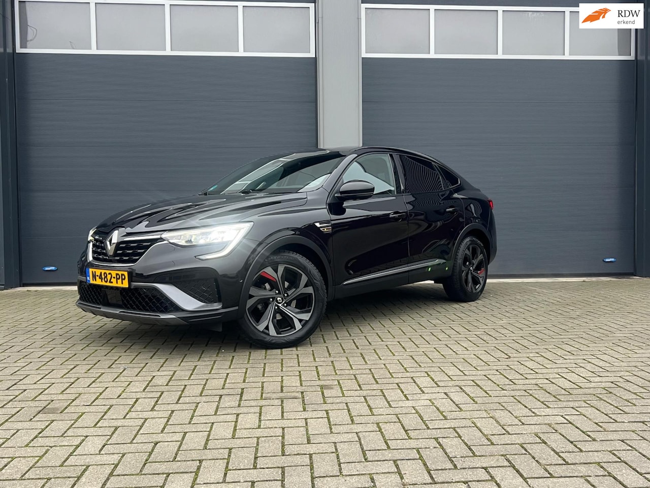 Renault Arkana - 1.3 TCe 140 | RS-Line | Leer | BTW auto - AutoWereld.nl